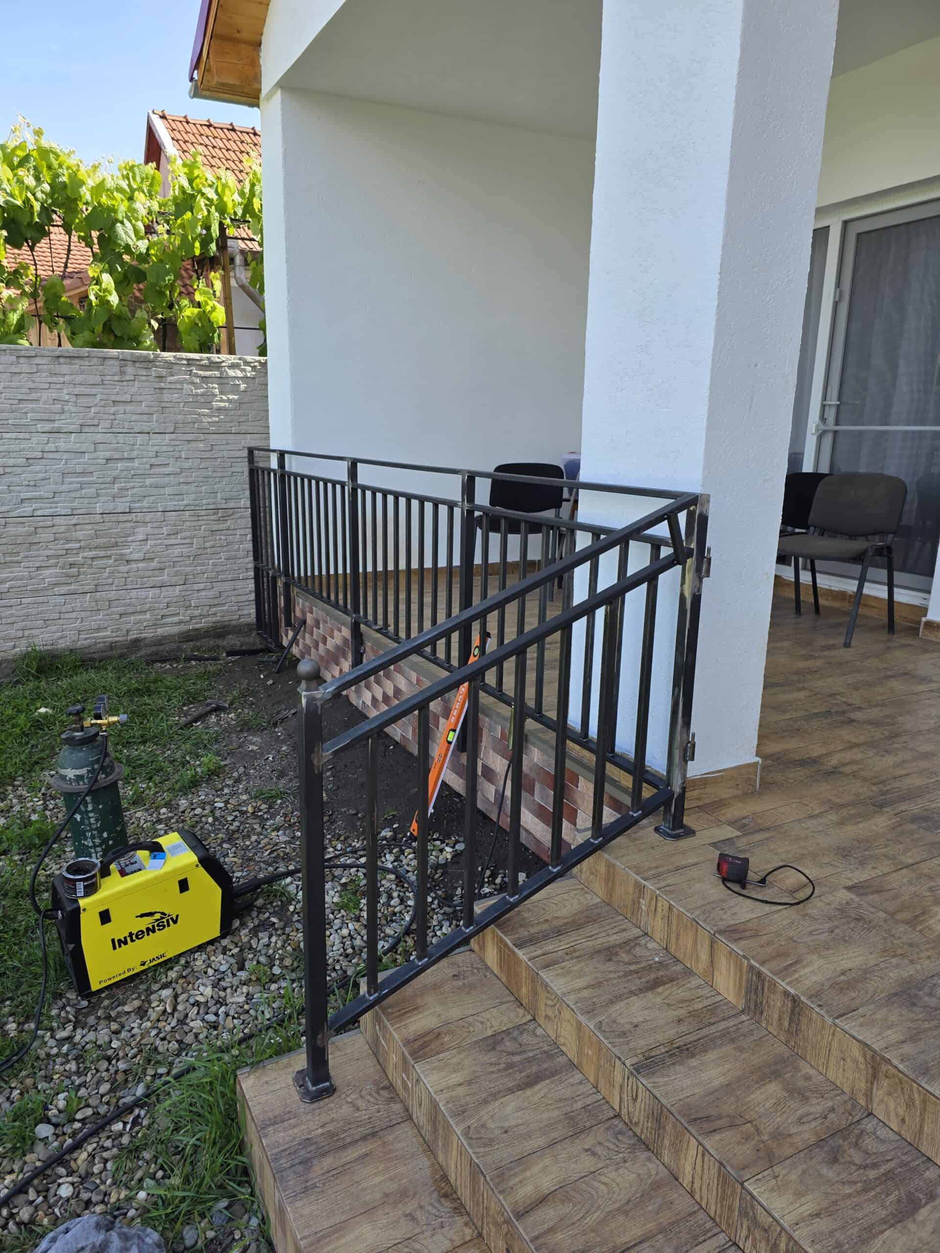 Balustradă exterior metalică – execuție la comandă în județul Hunedoara